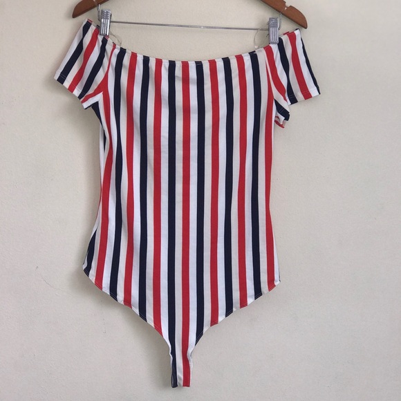 Iris off shoulder bodysuit - Picture 2 of 7